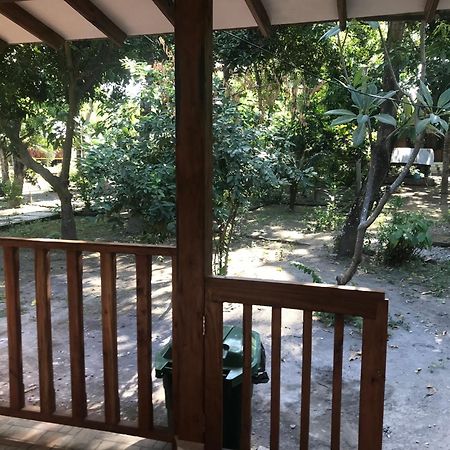 Pondok Wisata Gili Lampu Labuhan Pandan Экстерьер фото