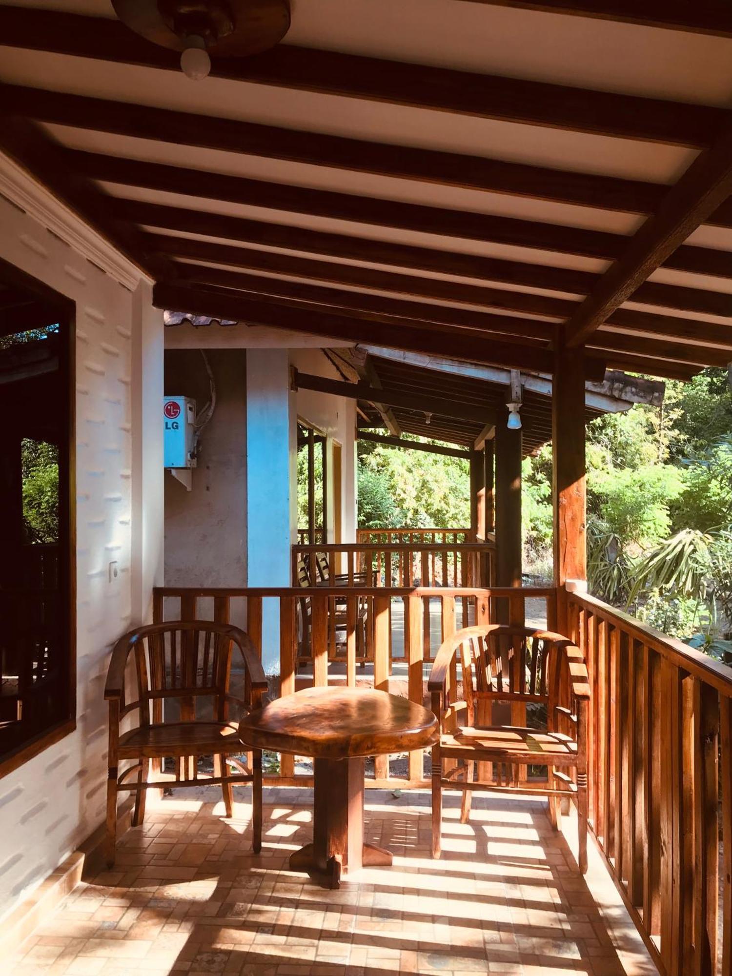 Pondok Wisata Gili Lampu Labuhan Pandan Экстерьер фото